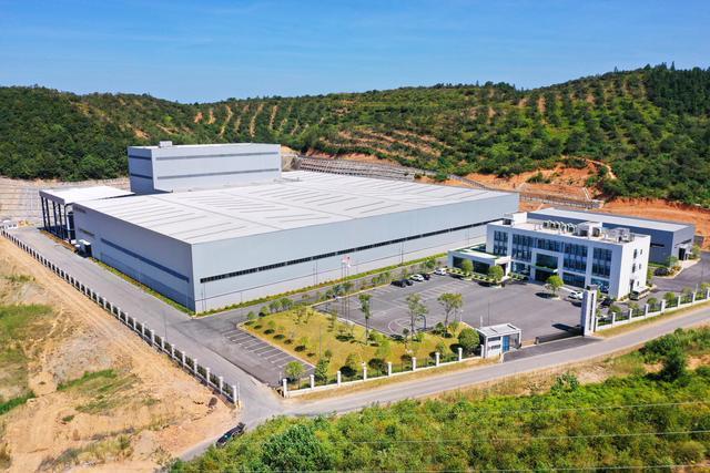 "中南地區(qū)標桿站"&mdash;&mdash;株洲環(huán)保型路面新材料生產(chǎn)基地即將全力投產(chǎn)